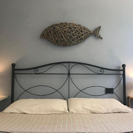 Piazza Staglieno - Appartamento centralissimo a 30m dalla spiaggia Levanto Esterno foto