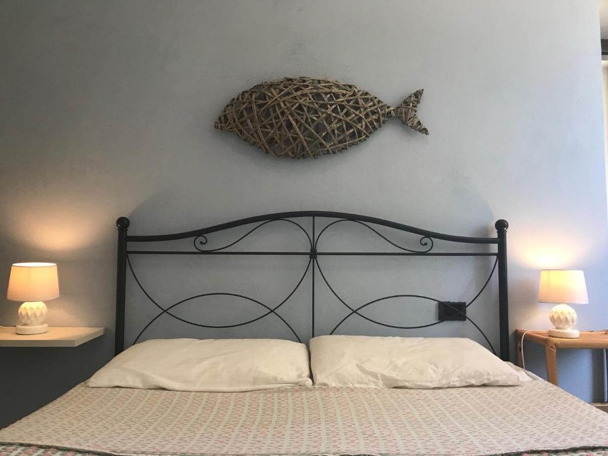 Piazza Staglieno - Appartamento centralissimo a 30m dalla spiaggia Levanto Esterno foto