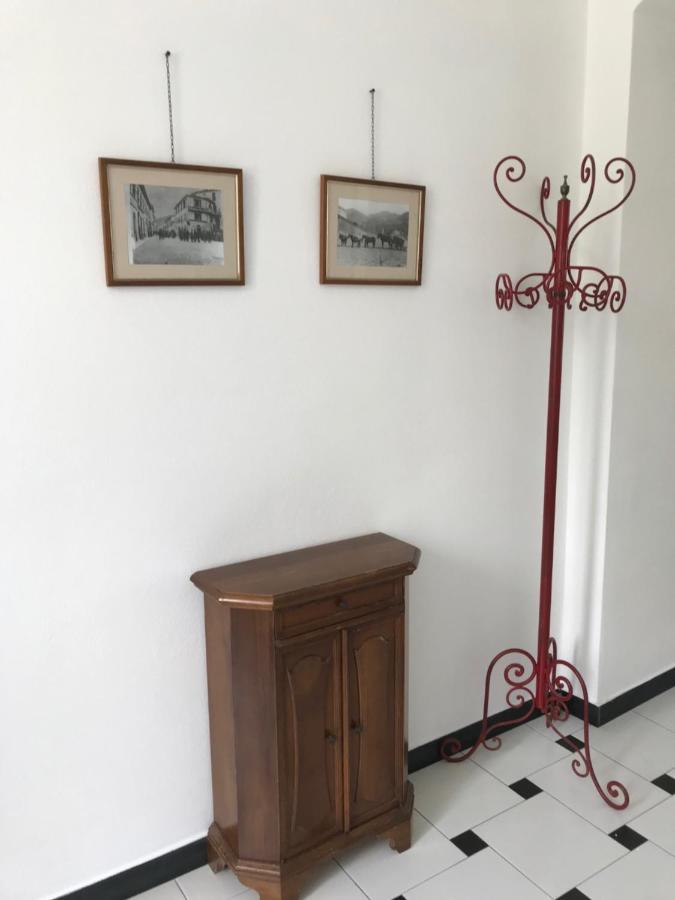 Piazza Staglieno - Appartamento centralissimo a 30m dalla spiaggia Levanto Esterno foto
